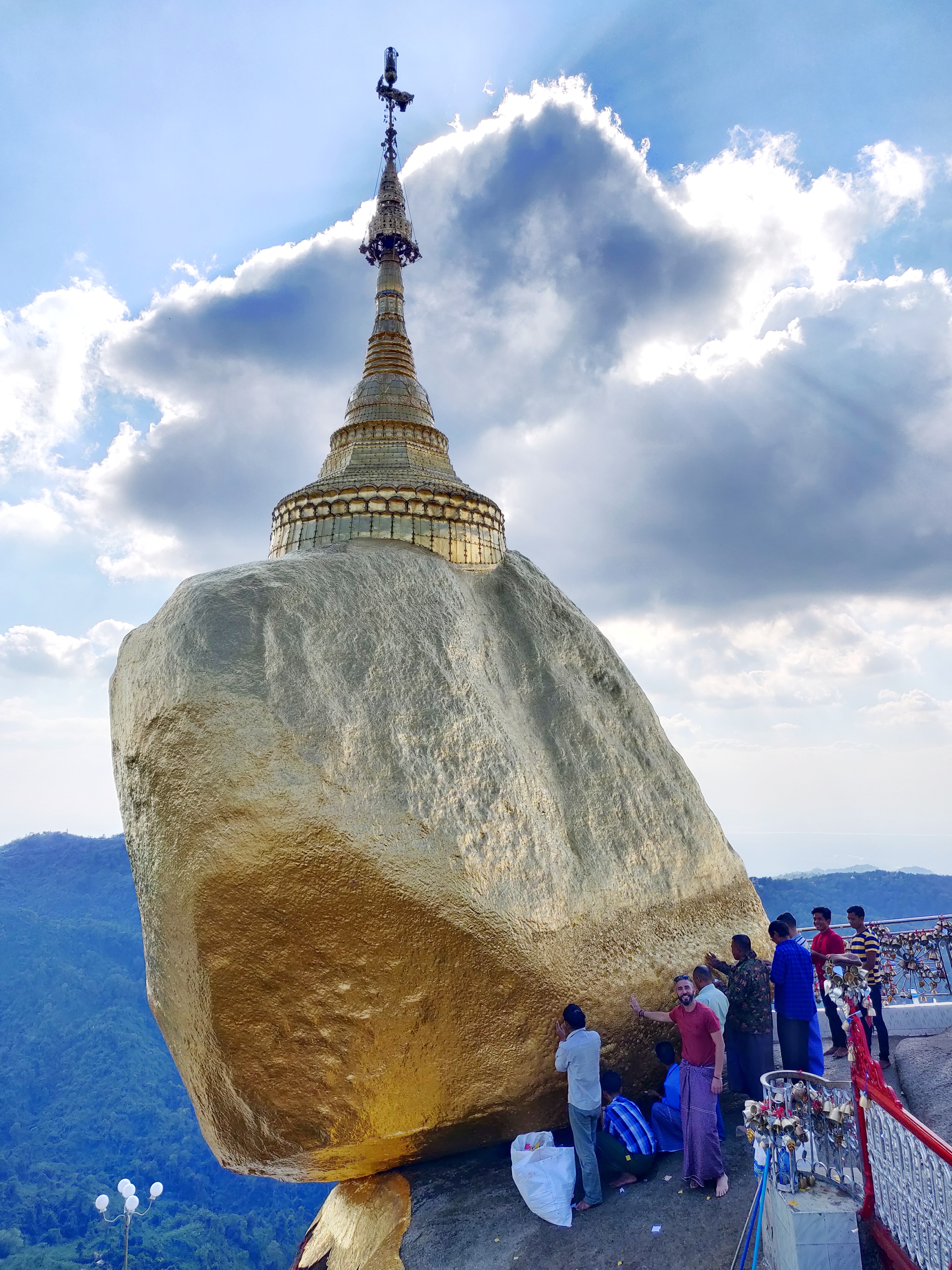 Rocher D'or Myanmar